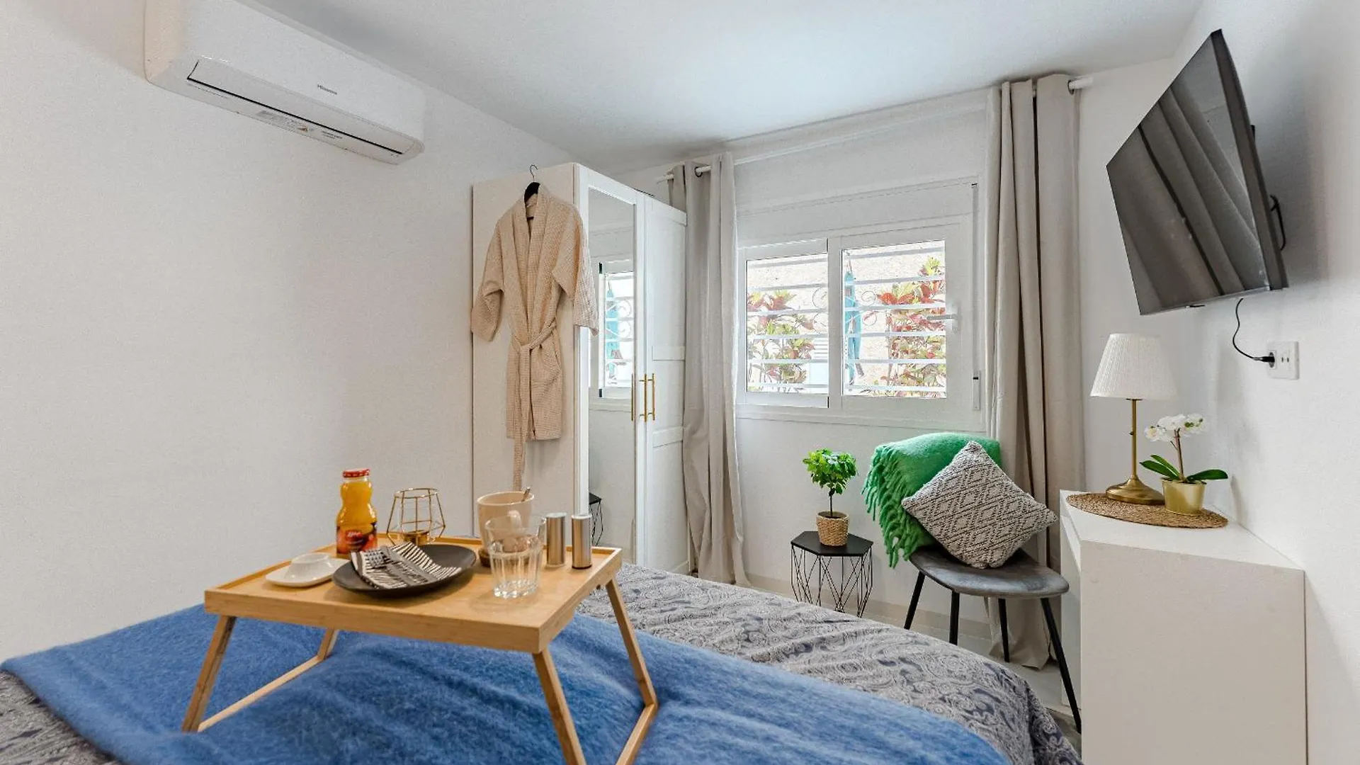 Das Kleine Casa Daisy 아데제 스페인
